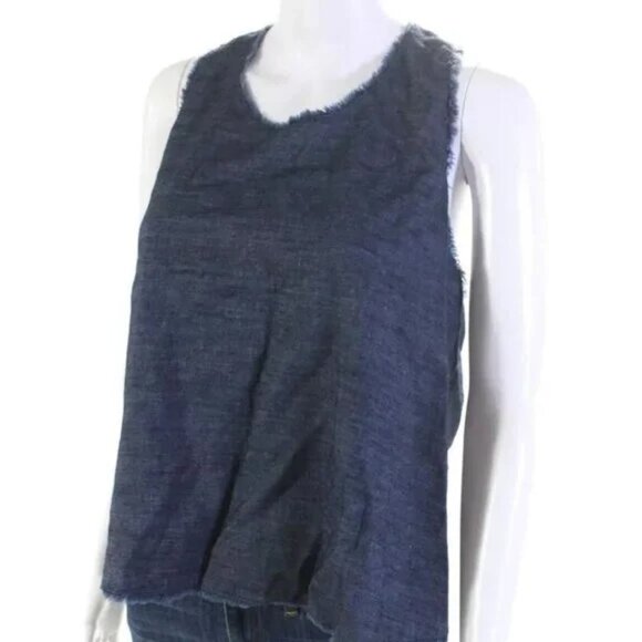 'Atina Cristina' Tops - 💙 NWT Navy Top!